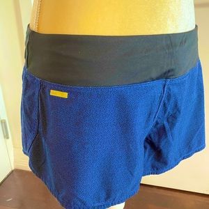 Löle dark blue running shorts